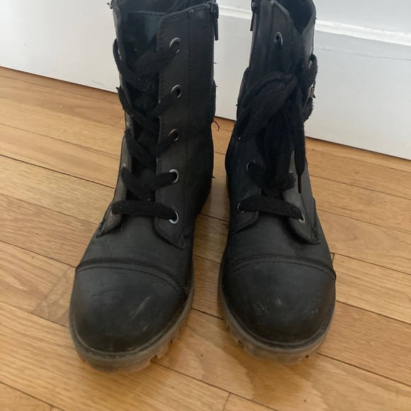 Roxy synthetic leather ankle boots - Picture 2 of 2